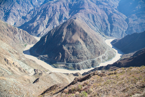 mountain-in-tibet